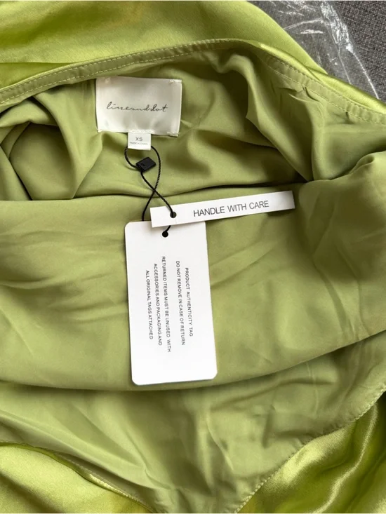 REVOLVE - Lima Maxi Dress in Lime Green - Line & Dot - Picture 4 of 6